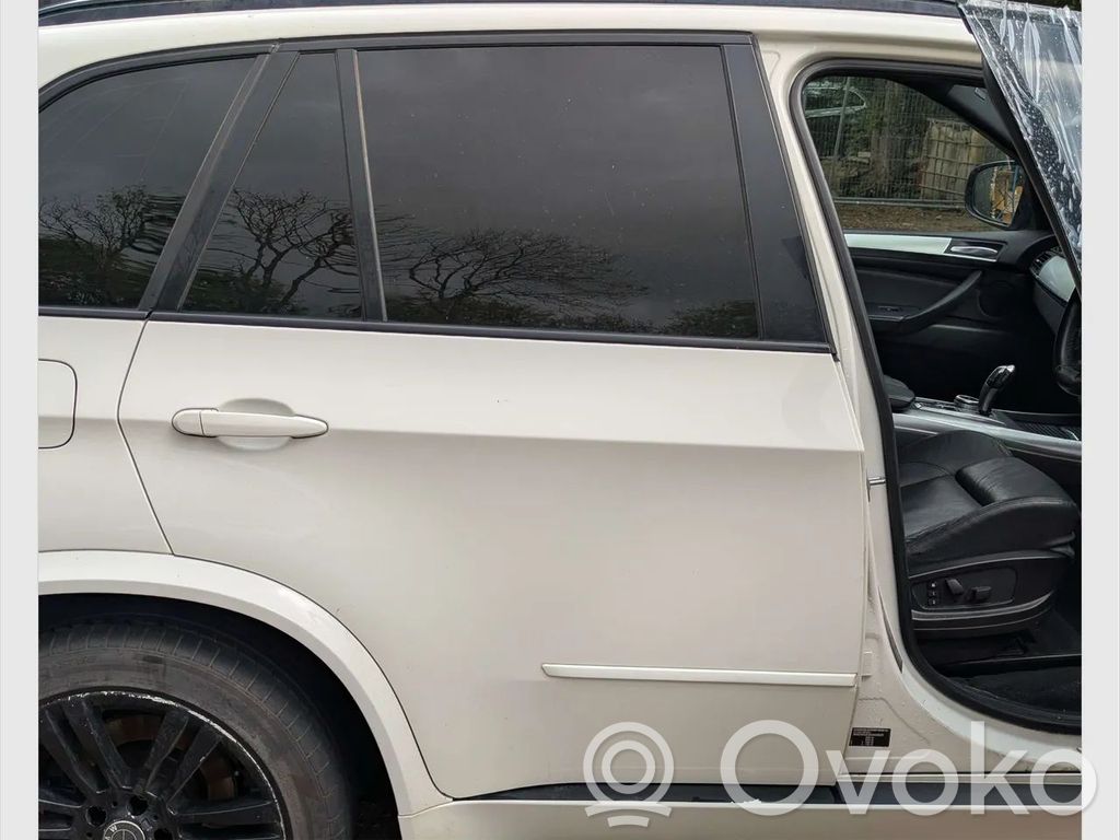Rear door   E70LCIMSPORT300
