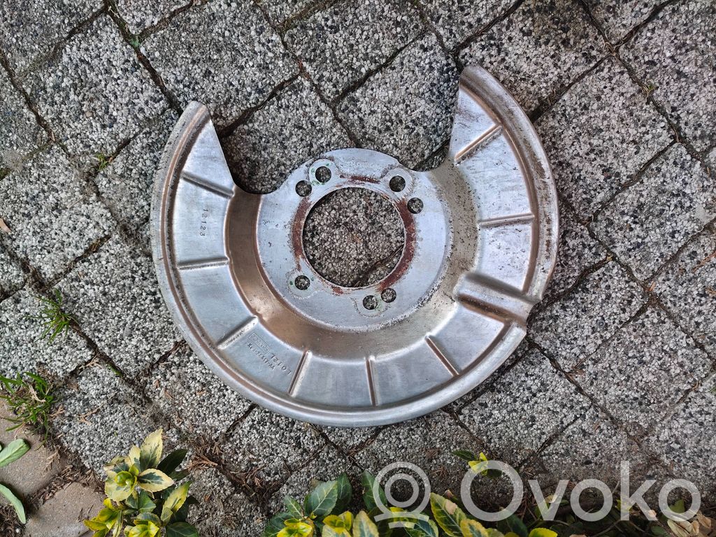 Ford Escape IV Aizmugurējo bremžu disku aizsardzība 