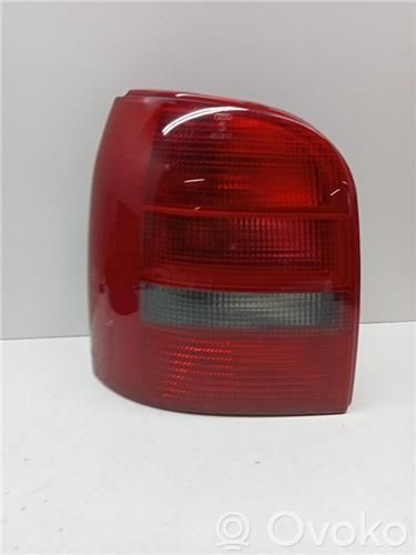 Lámpara de faros/luces traseros