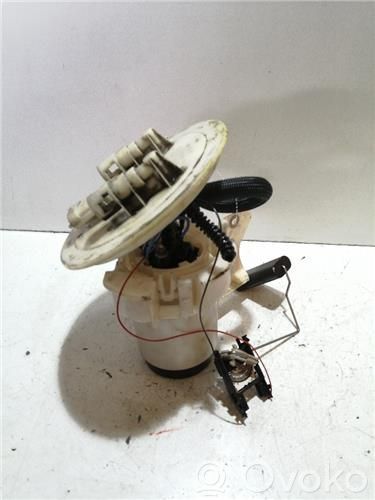 Opel Astra H Bomba interna de combustible 