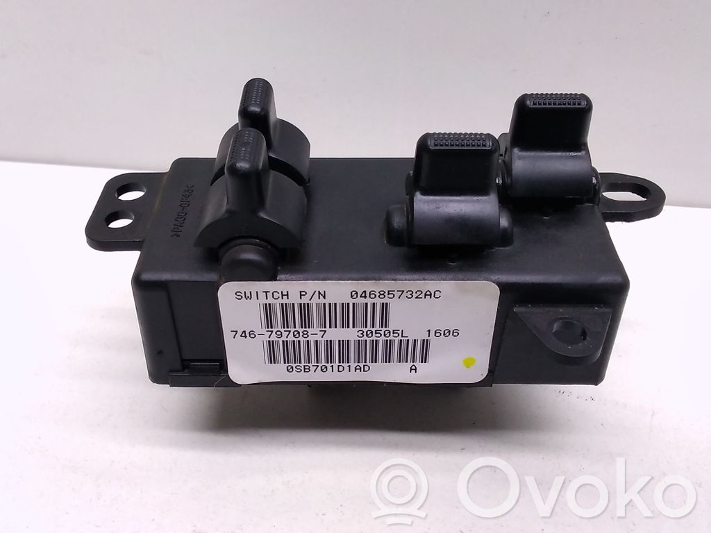 Chrysler Voyager Electric window control switch 