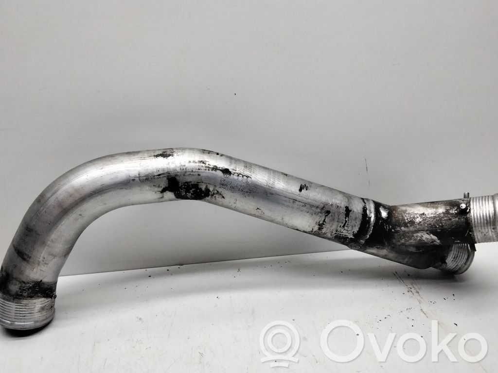 Audi A8 S8 D3 4E Interkūlera šļūtene (-es) / caurule (-es) 