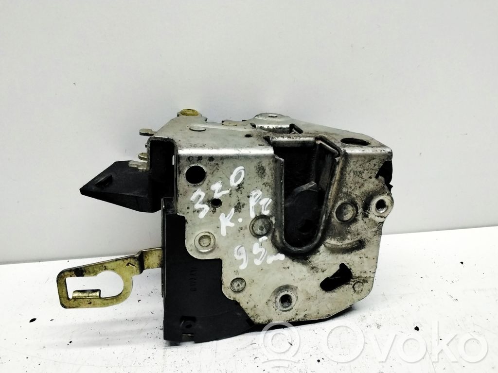 Front door lock   8122417