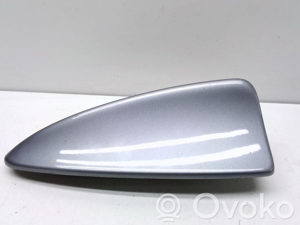 BMW X3 E83 Aerial GPS antenna 