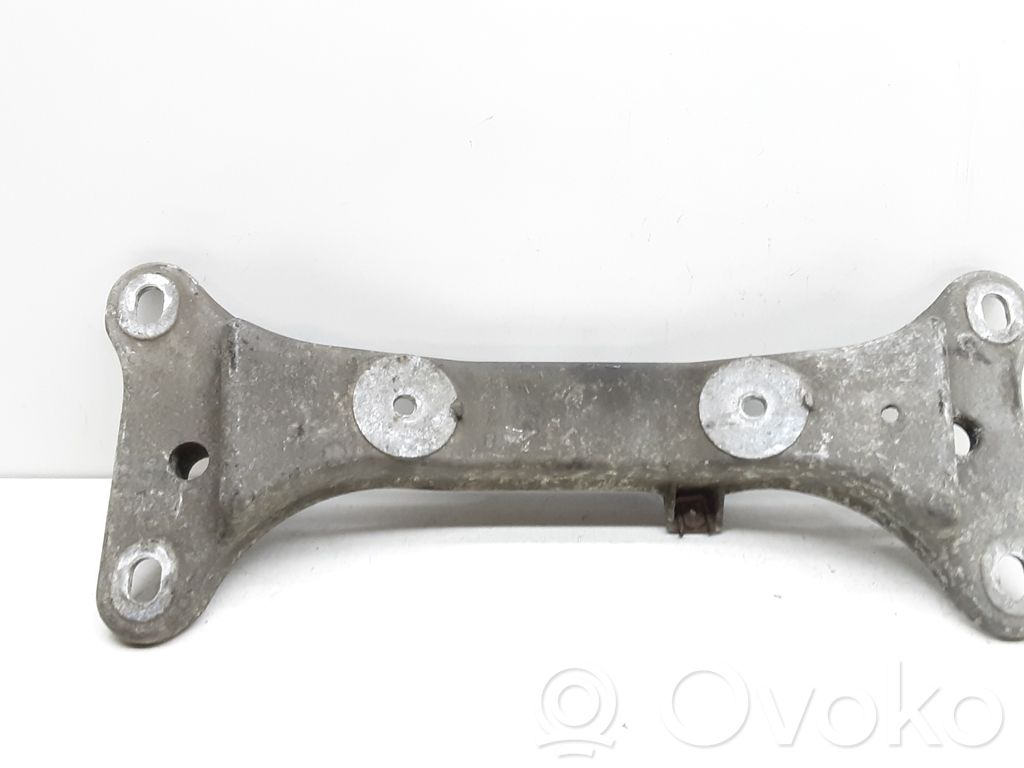 BMW 3 E90 E91 Gearbox mounting bracket 