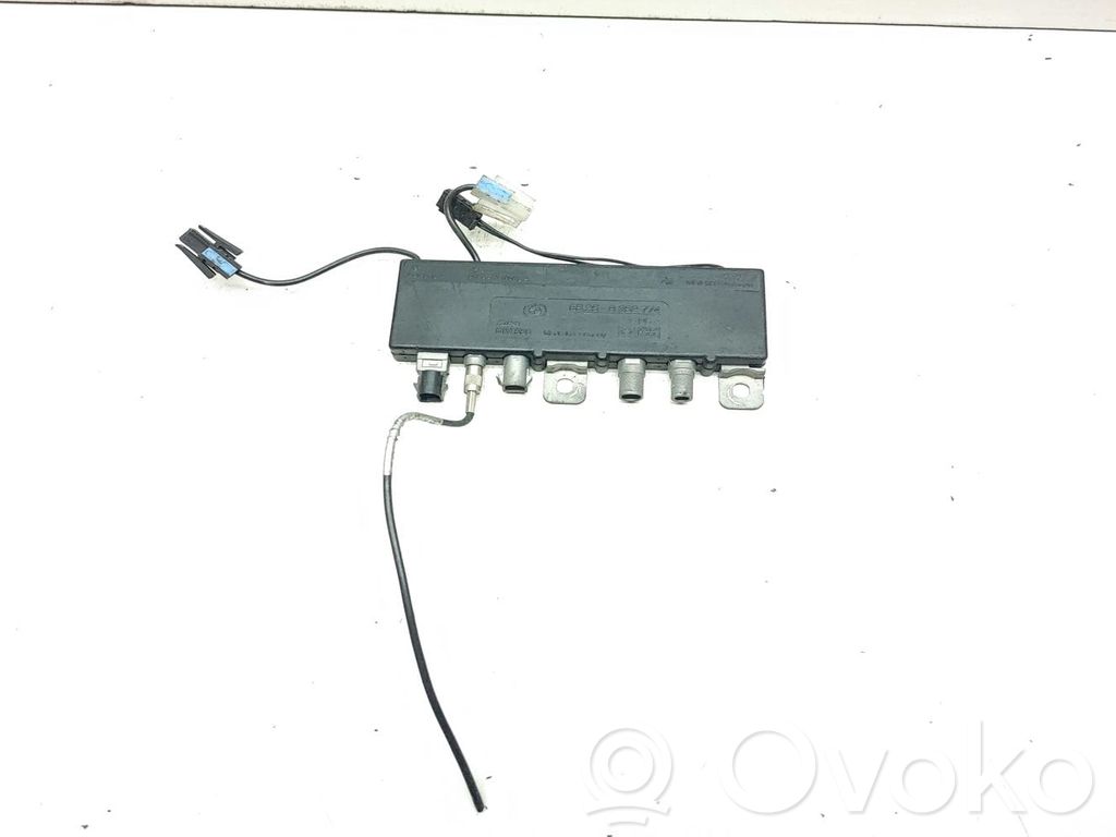 Pystyantennivahvistin   8352774,65258352774