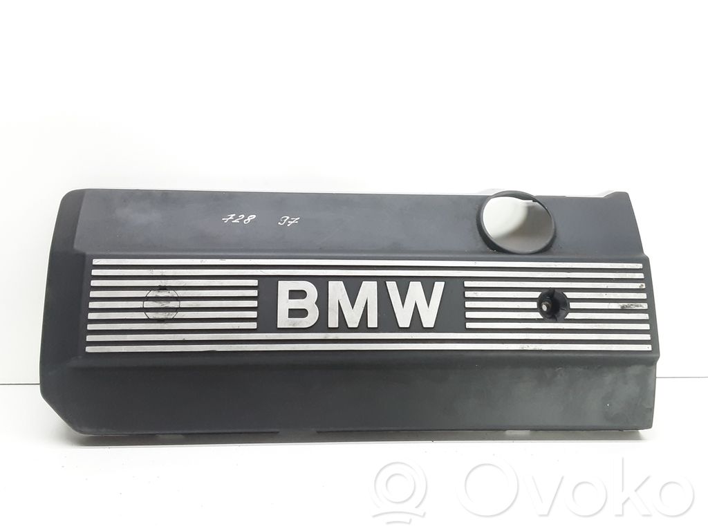 BMW 5 E39 Variklio dangtis (apdaila) 