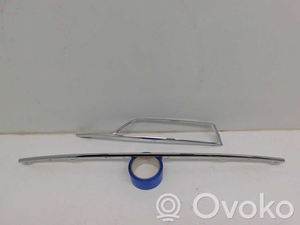 Skoda Octavia Mk4 Ornament îmbinare bară față 