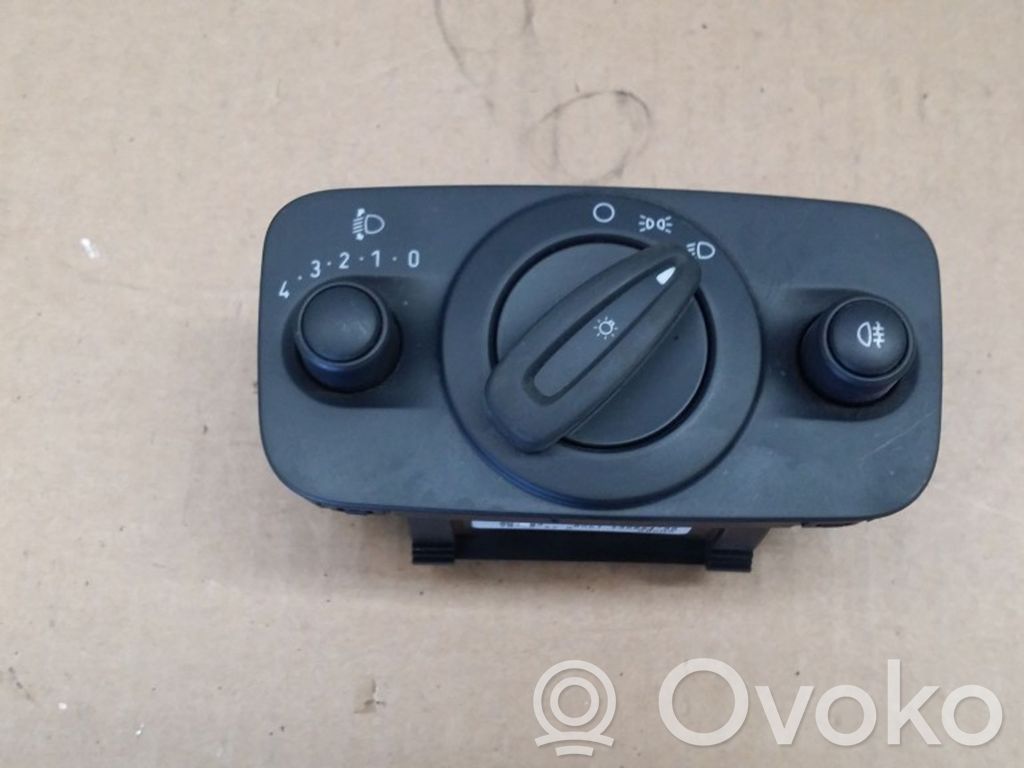 Ford Fiesta Interruptor de luz 