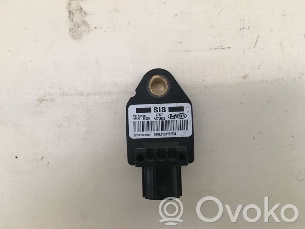 Hyundai i30 Airbagsensor Crashsensor Drucksensor 