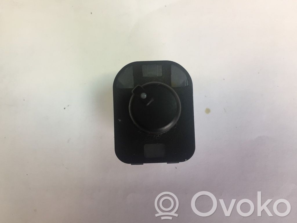 Audi A3 S3 8P Wing mirror switch 