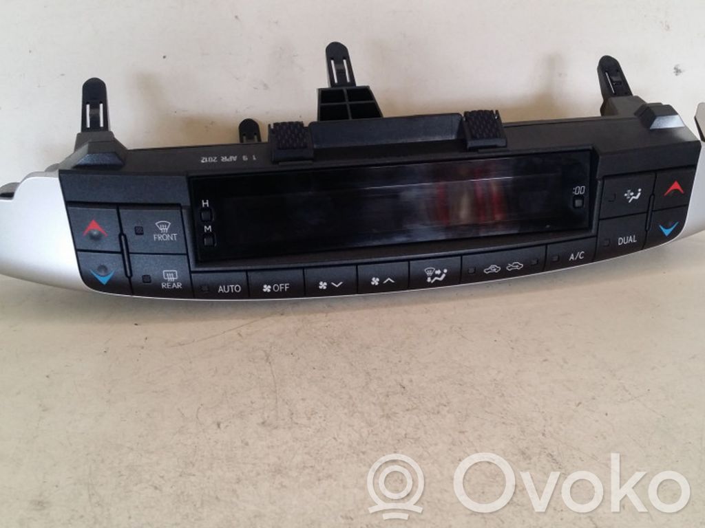 Lexus CT 200H Climate control unit 