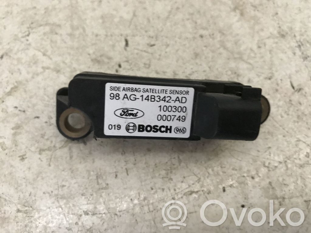 Ford Focus Airbagsensor Crashsensor Drucksensor 