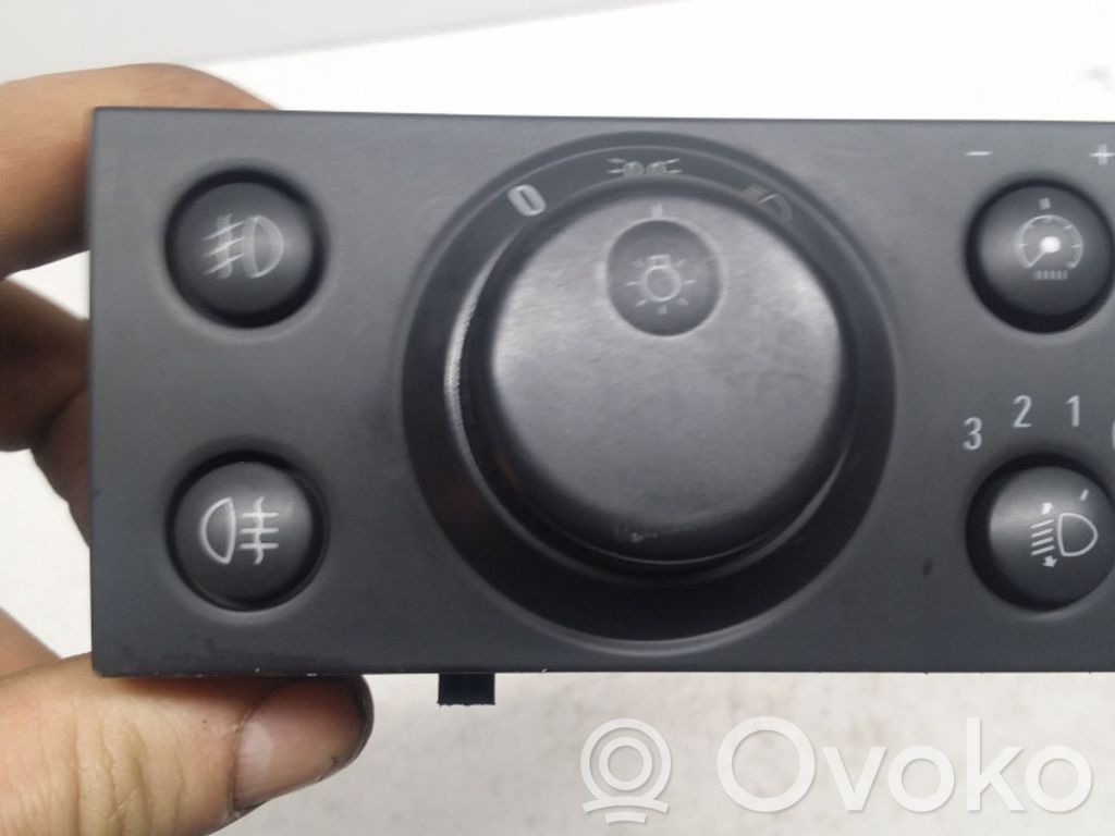 Opel Vectra C Light switch 