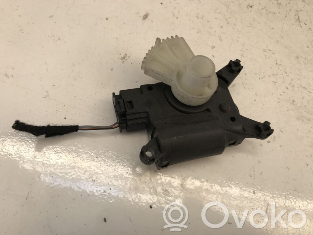 Opel Corsa D Air flap motor/actuator 