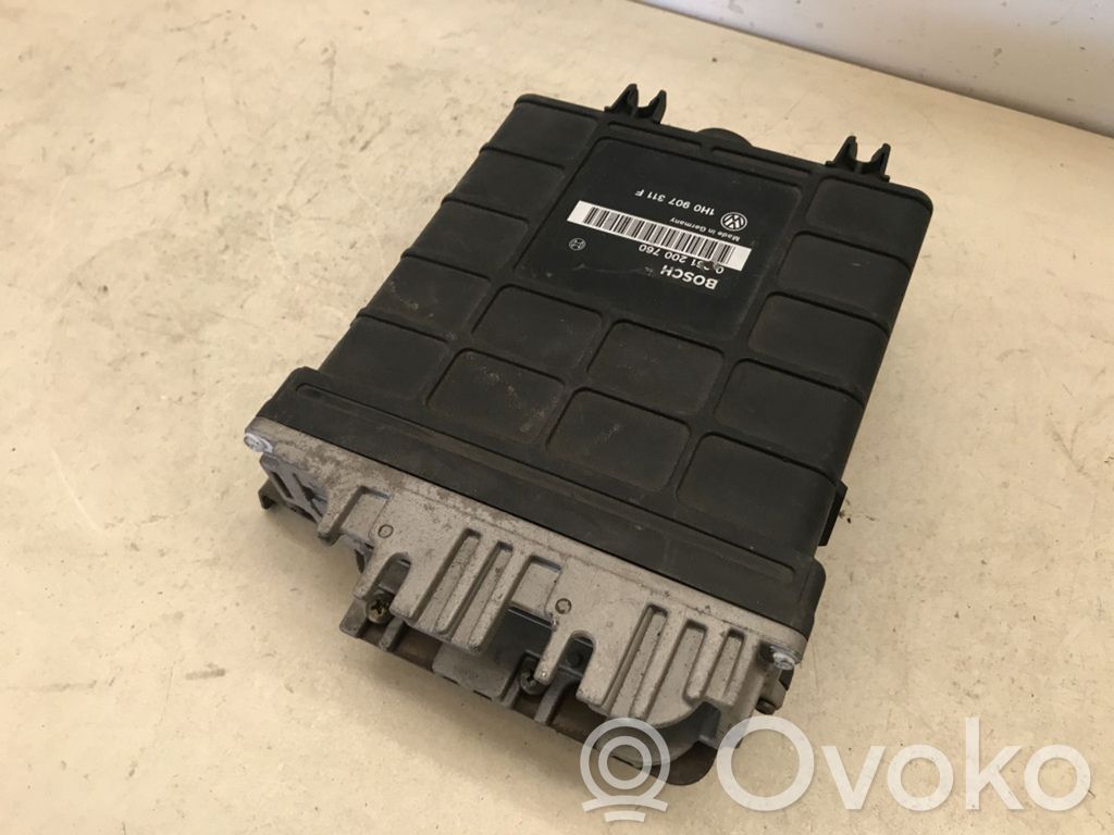 Volkswagen Golf III Engine control unit/module 