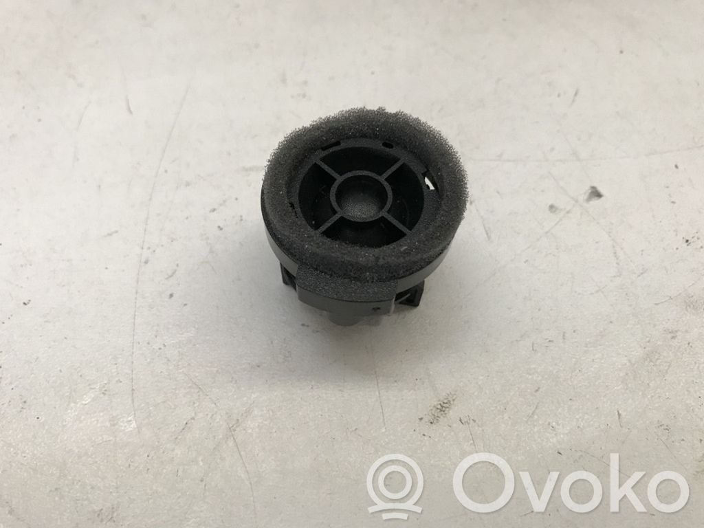 Toyota Yaris Front door high frequency speaker 