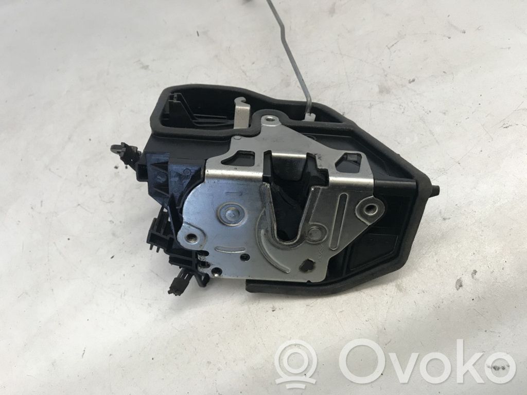 BMW 1 E81 E87 Front door lock 