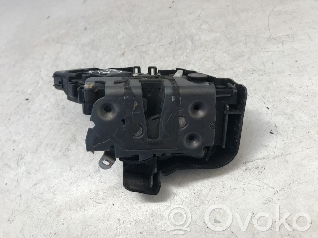 Ford Focus C-MAX Front door lock 