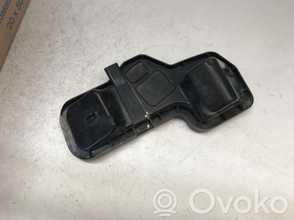 Audi A6 S6 C5 4B Cache-poussière de phare avant 