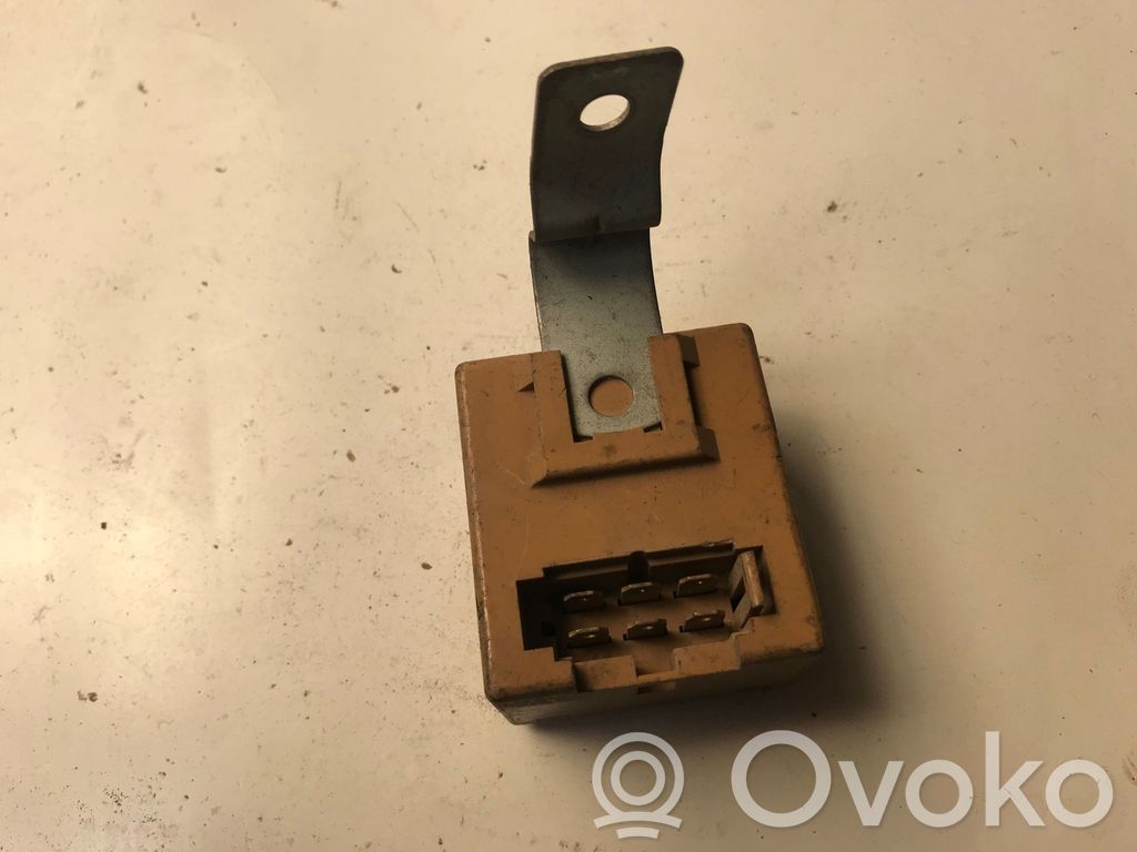 Toyota Corolla E90 Other relay 