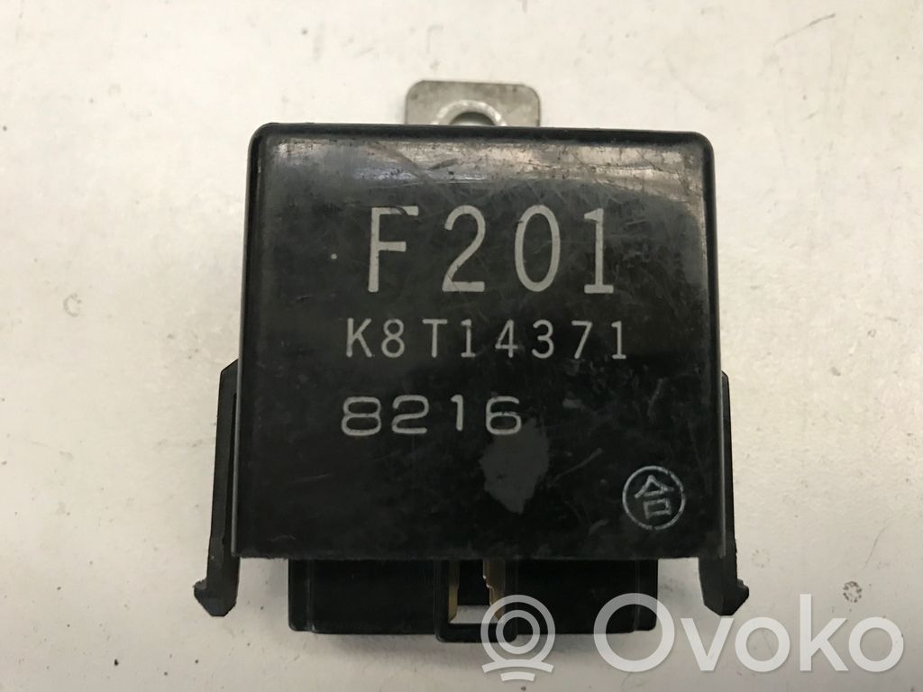 Other control units/modules   K8T14371