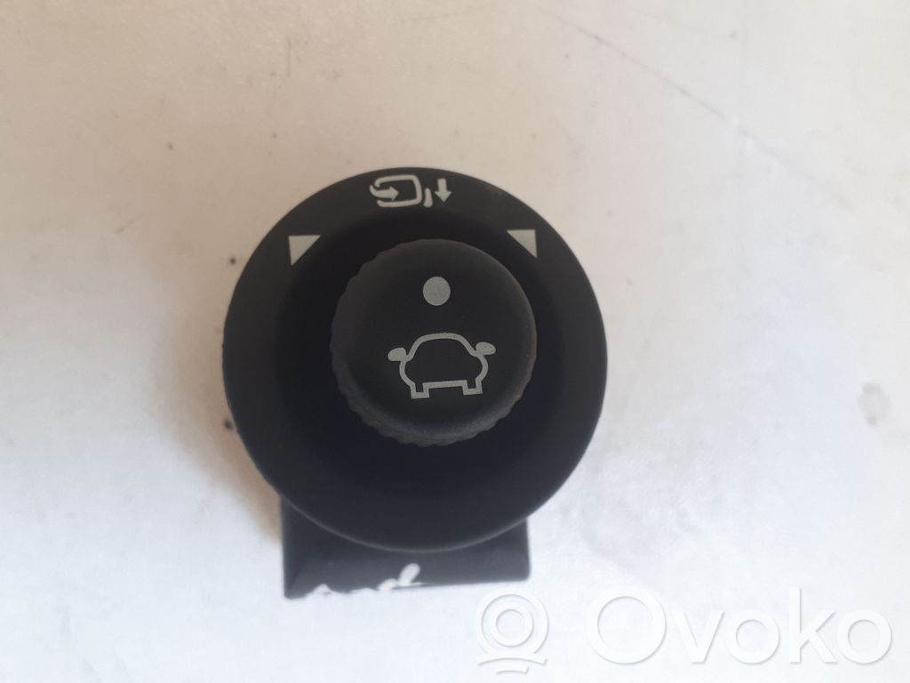 Ford Fiesta Wing mirror switch 