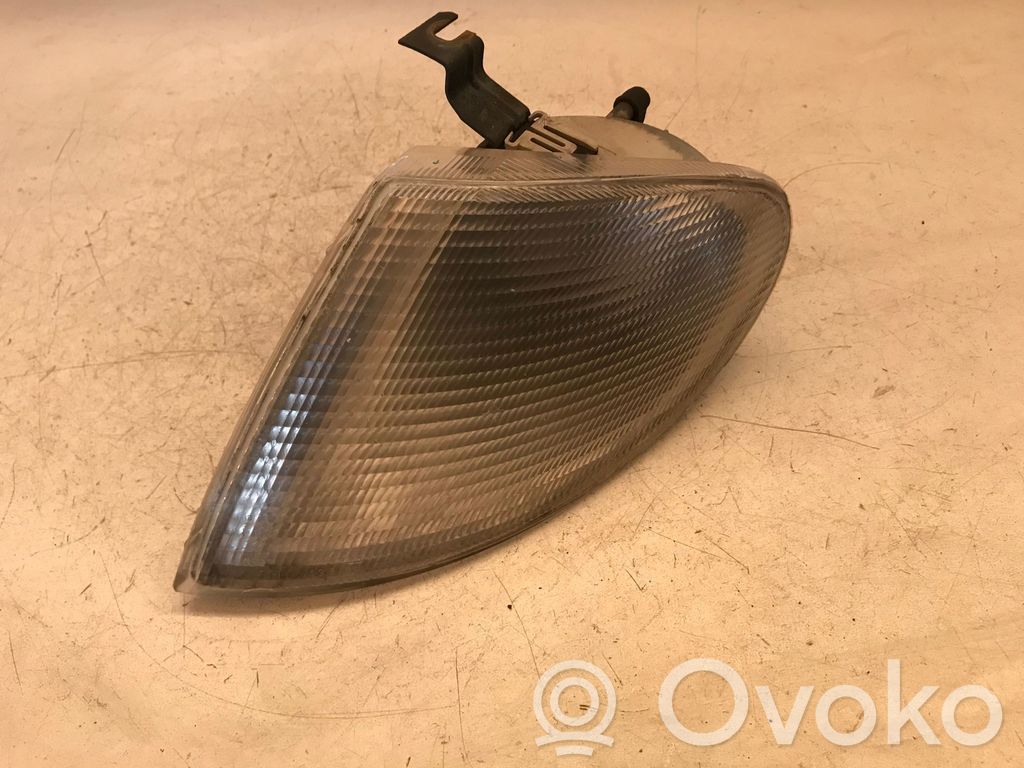 Volkswagen Sharan Front indicator light 