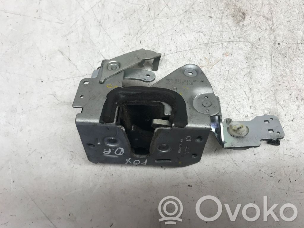 Volkswagen Fox Cerradura de puerta delantera 