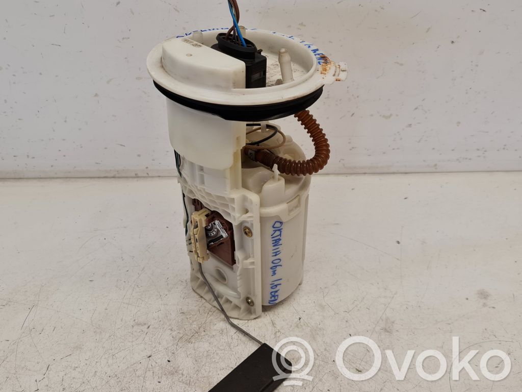 Skoda Octavia Mk2 (1Z) Bomba interna de combustible 