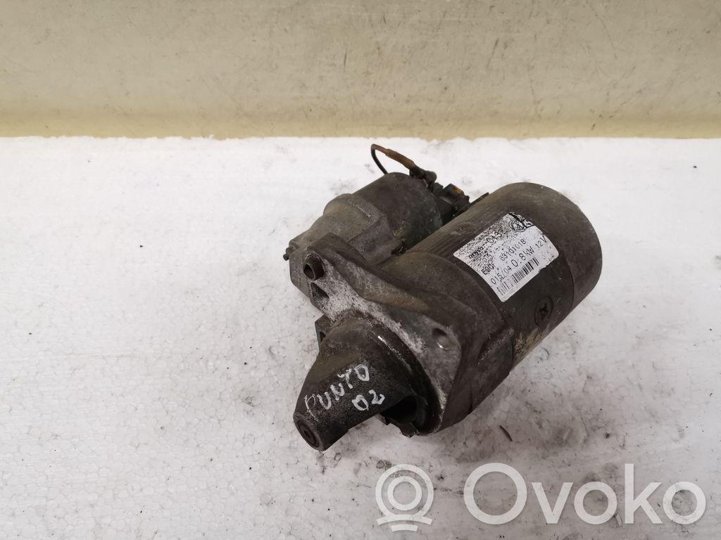 Fiat Punto (188) Starteris 