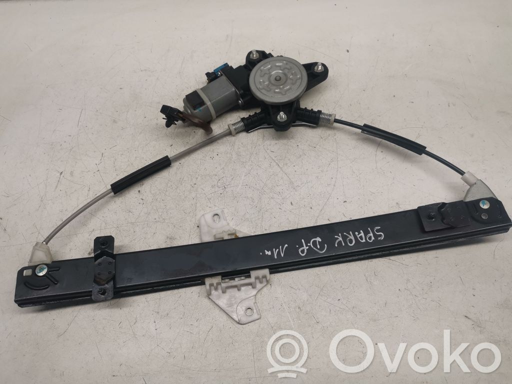 Chevrolet Spark Elektryczny podnośnik szyby drzwi przednich 