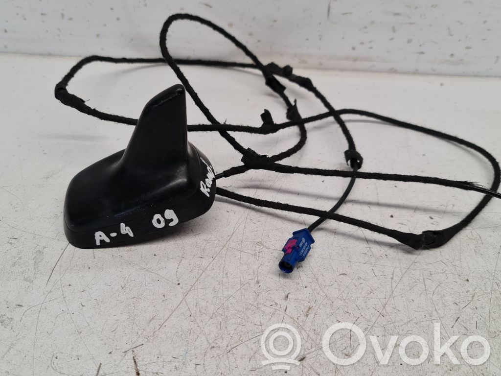 Audi A4 S4 B8 8K GPS-pystyantenni 