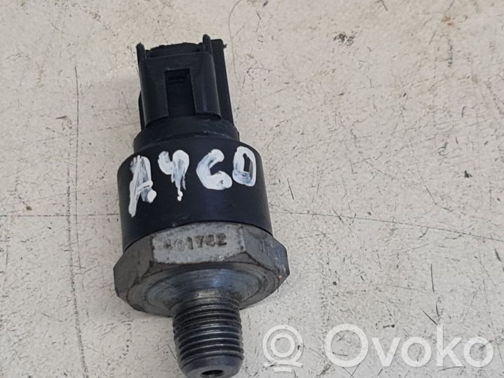 Toyota Aygo AB10 Sensor de presión del aceite 