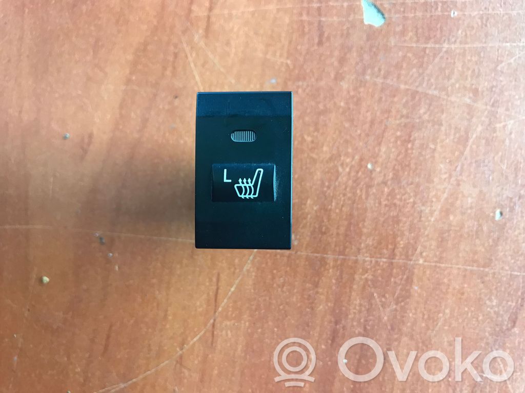 KIA Sorento Seat heating switch 