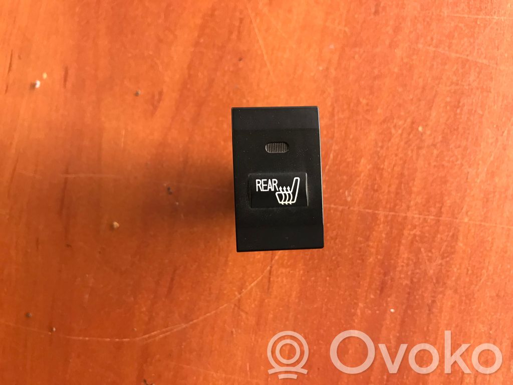 KIA Sorento Seat heating switch 