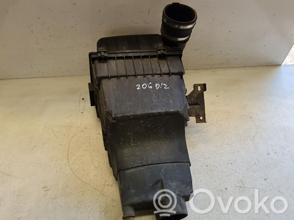 Peugeot 206 Obudowa filtra powietrza 