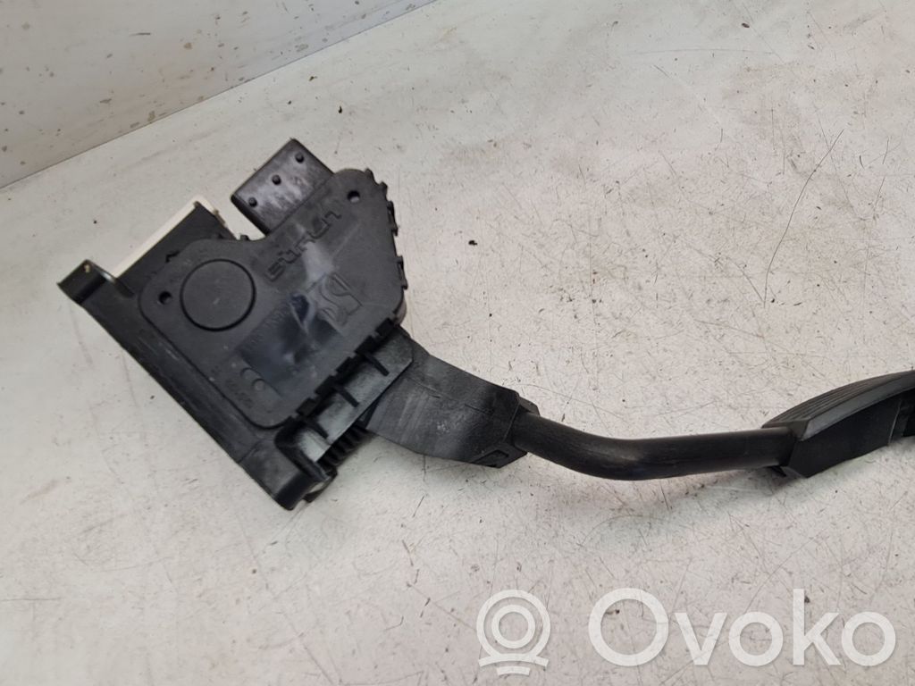 Opel Corsa D Kaasupoljin 