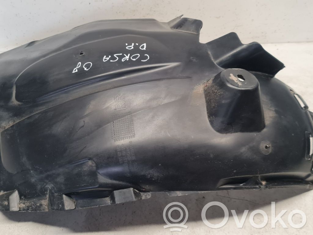 Opel Corsa D Apakšspārns 