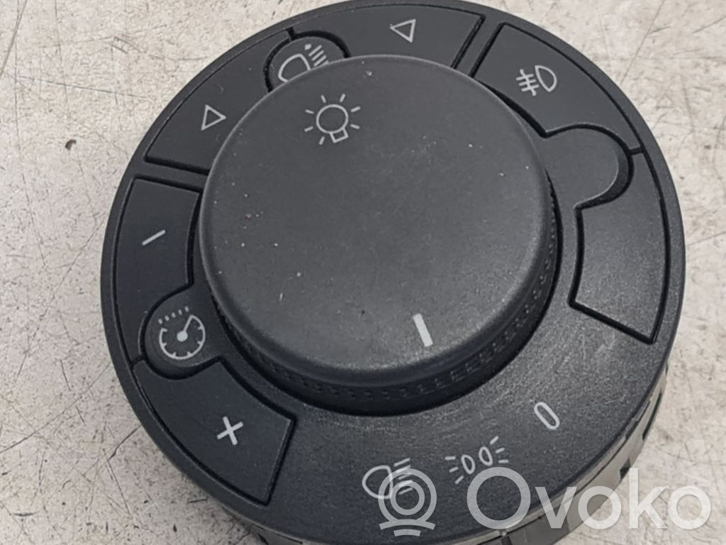 Opel Corsa D Light switch 