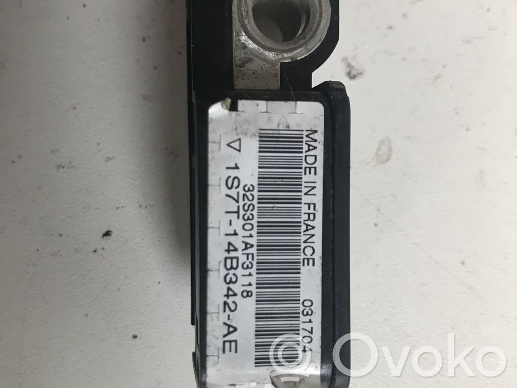 Ford Mondeo Mk III Airbag deployment crash/impact sensor 