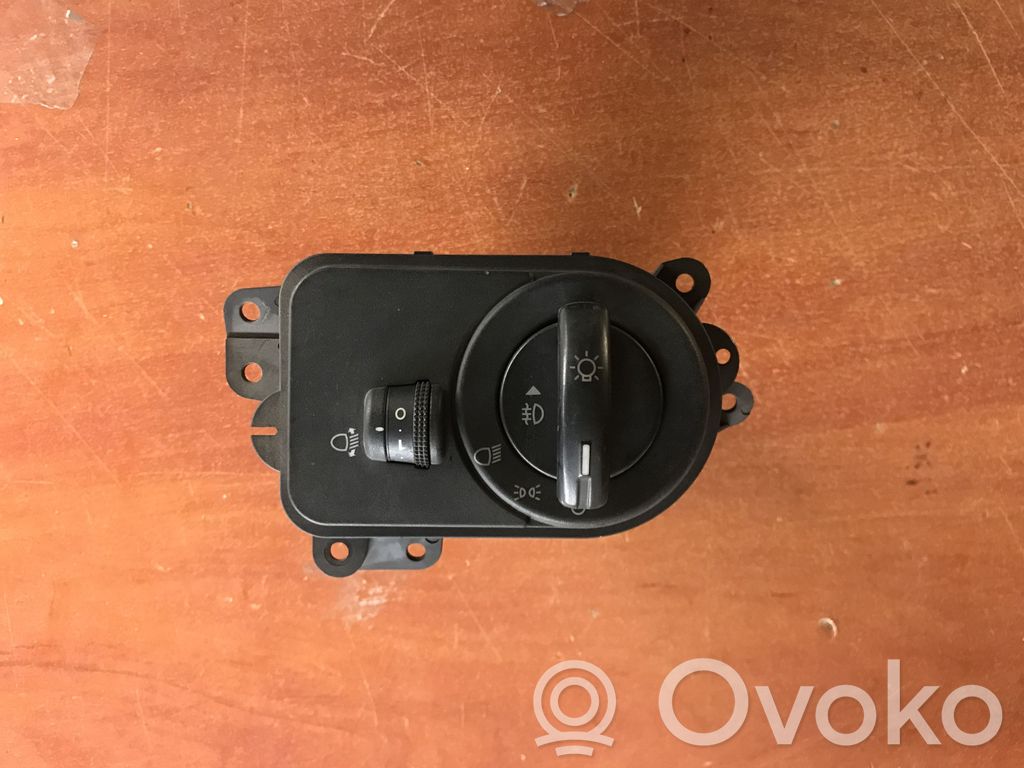 Ford Fiesta Light switch 