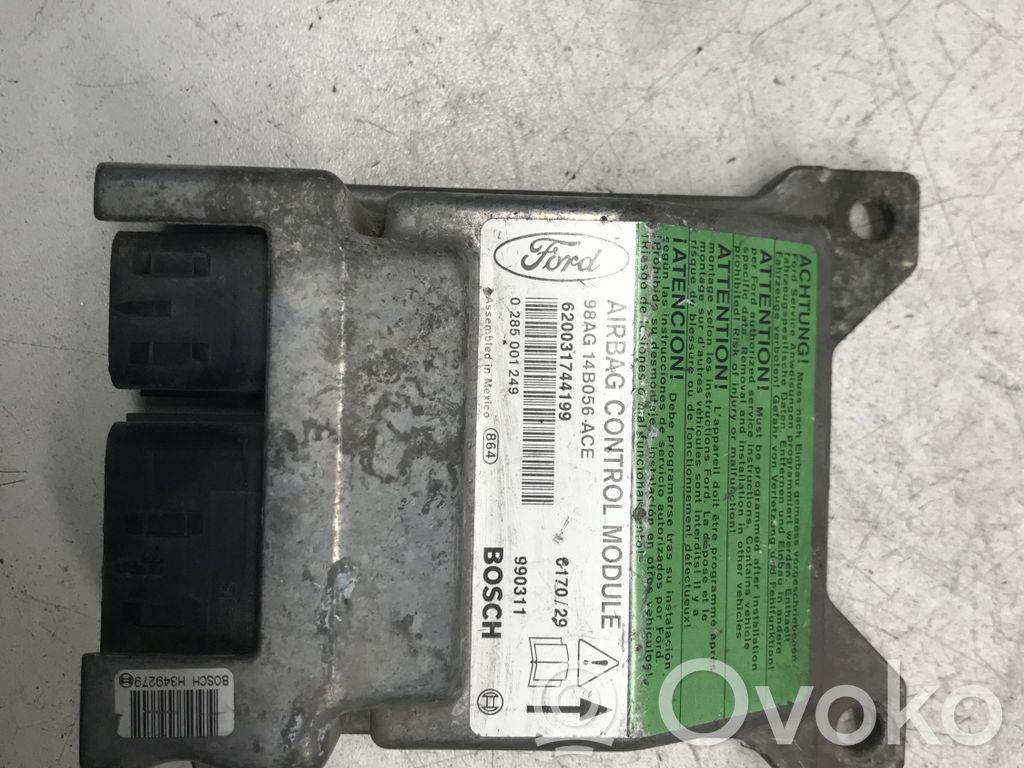 Ford Focus Airbag control unit/module 