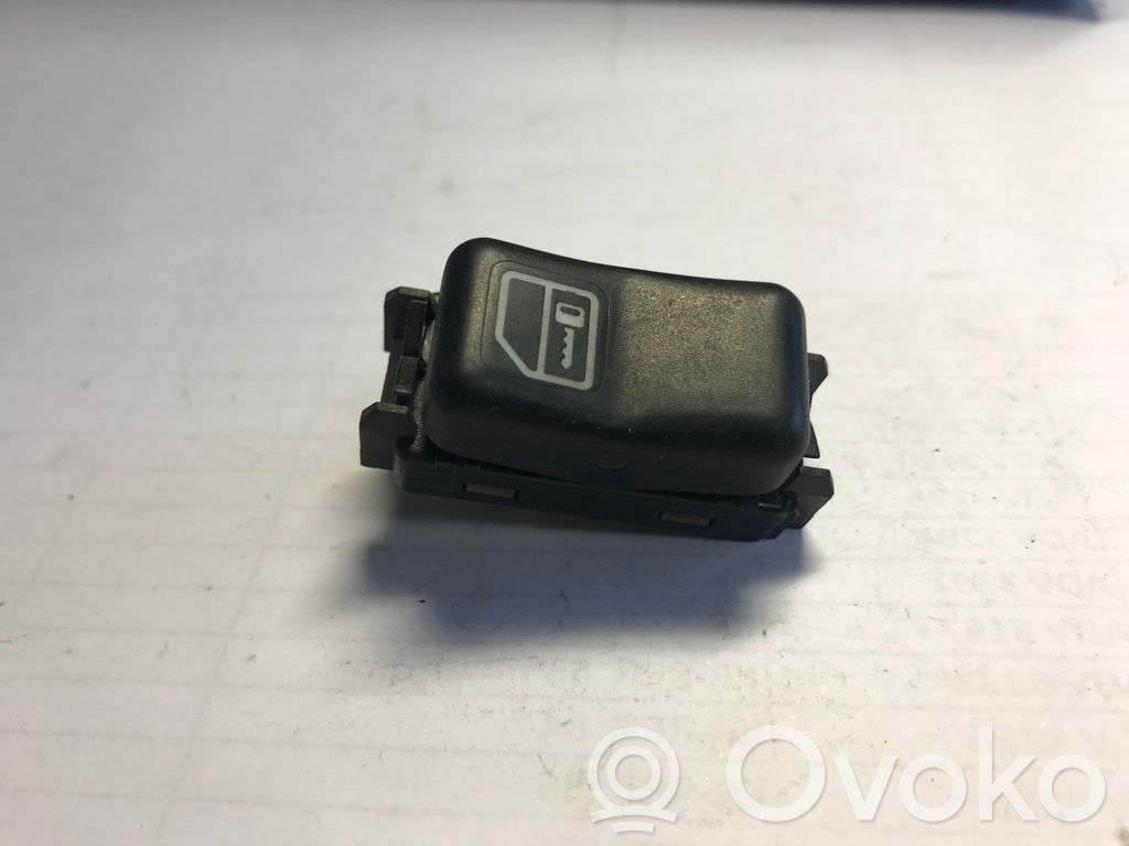 Mercedes-Benz S W140 Central locking switch button 