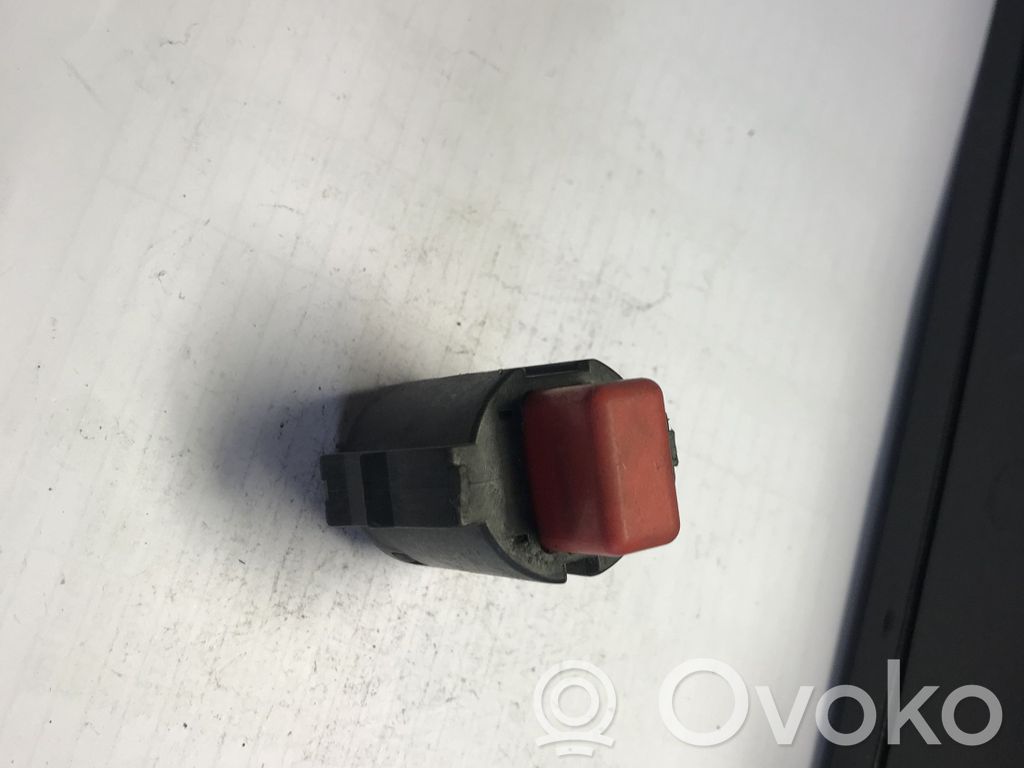 Opel Kadett D Hazard light switch 