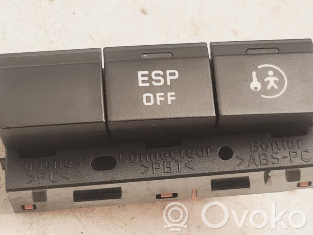 Peugeot 407 ESP (stability program) switch 