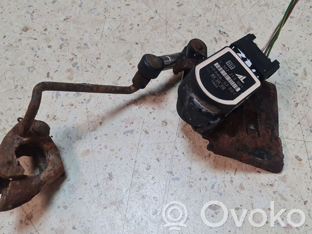 Peugeot 407 Capteur de niveau de phare 