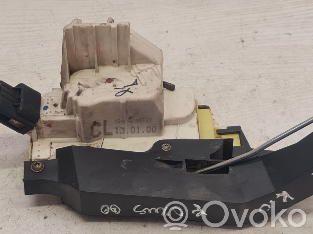 Ford Focus Front door lock 