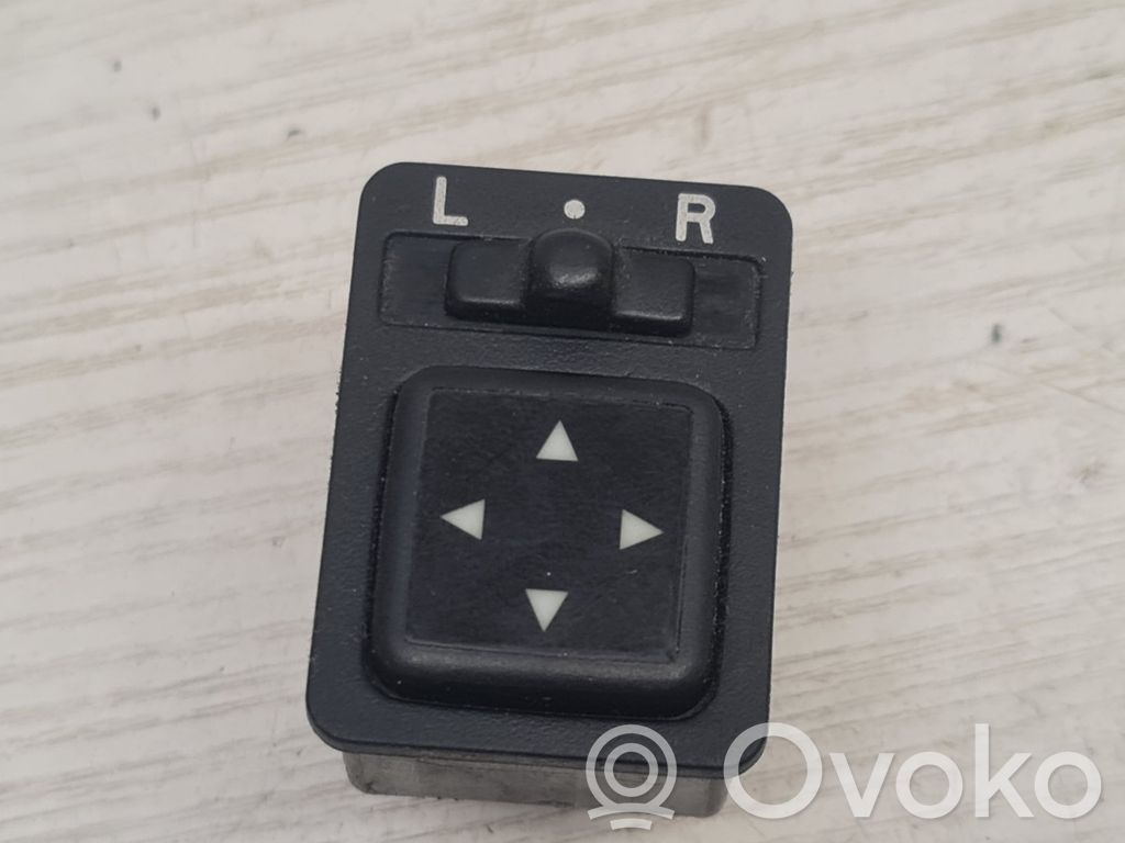 Mitsubishi Space Star Interruptor del espejo lateral 