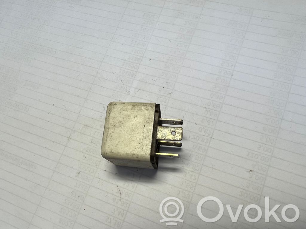 Opel Vectra C Muu rele 